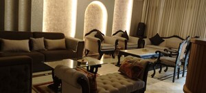Living Room in 3 BHK Builder Floor at Sector 7 – for Rent