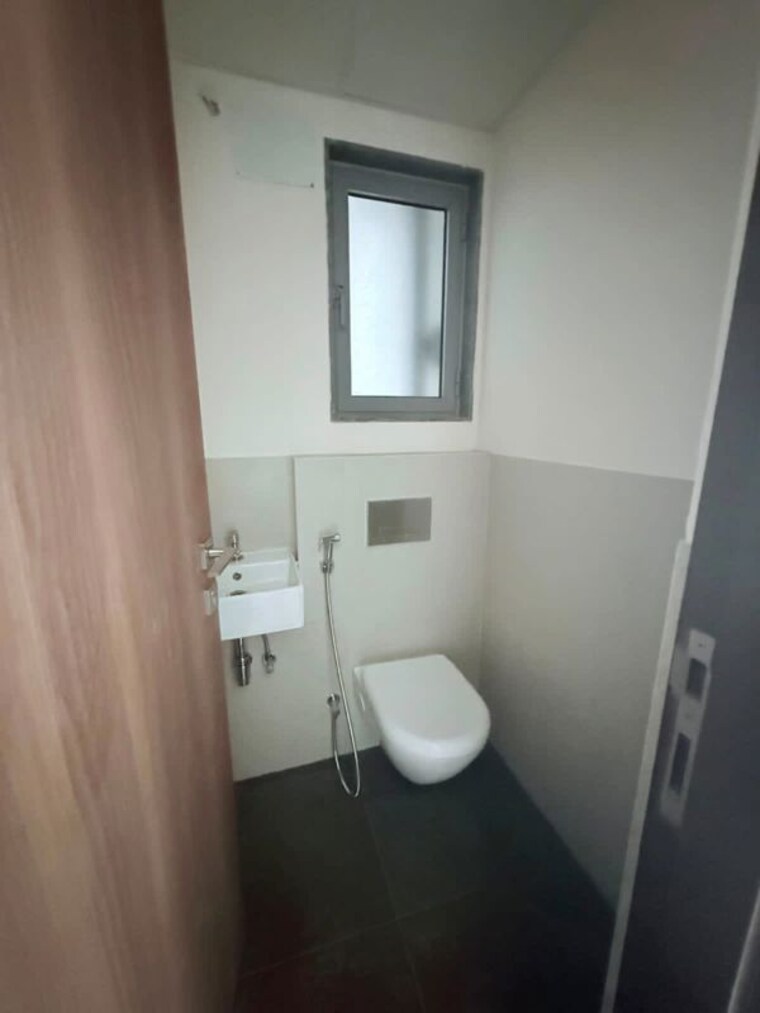 Bathroom, piramal-vaikunth 1 Bedroom 361 Sq.Ft. Apartment In Balkum Pada Thane 10589713