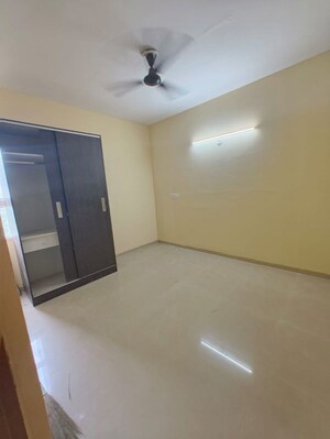 Room in 2 BHK Apartment at Adani Aangan, Sector 89a – for Rent