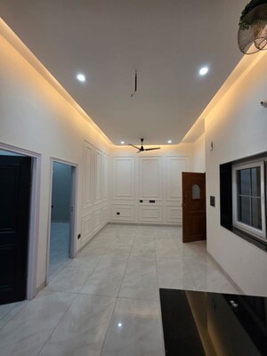 2 BHK Builder Floor For Rent in Aman Vihar