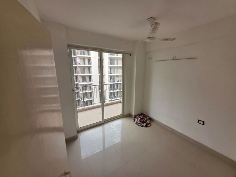 Room, signature-orchard-avenue-2 2 Bedroom 700 Sq.Ft. Apartment In Sector 93 Gurgaon 10589750
