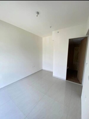Room in 2 BHK Apartment at Lodha Crown Kolshet, Kolshet Road – for Sale