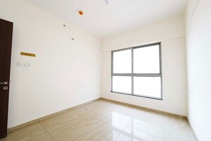 Room in 4 BHK Apartment at Nirmiti Crimson Dale, Baner – for Rent