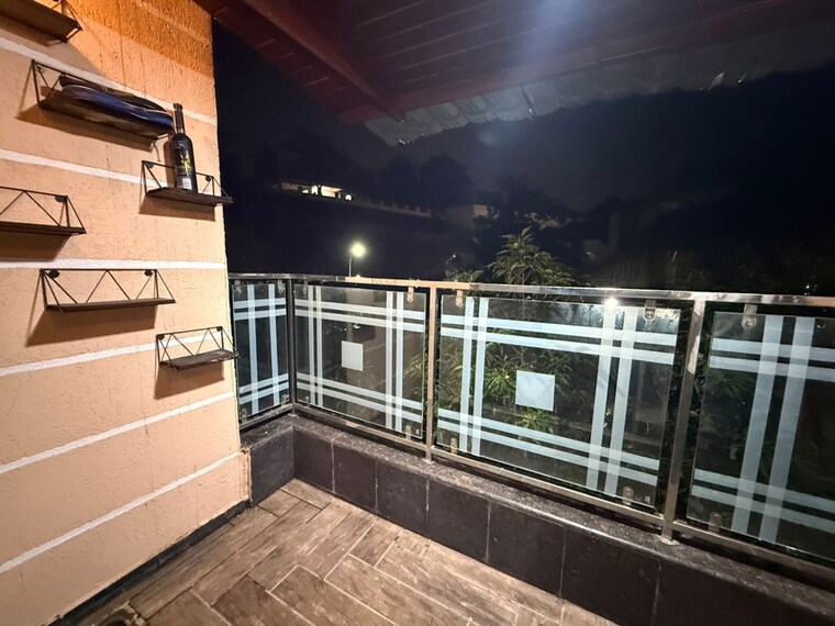 Balcony, cosmos-hawaiian-village 6 Bedroom 1800 Sq.Ft. Independent House In Ghodbunder Road Thane 10589771