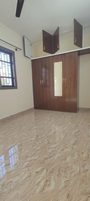 Room in 2 BHK Builder Floor at Btm Layout Stage 2 – for Rent