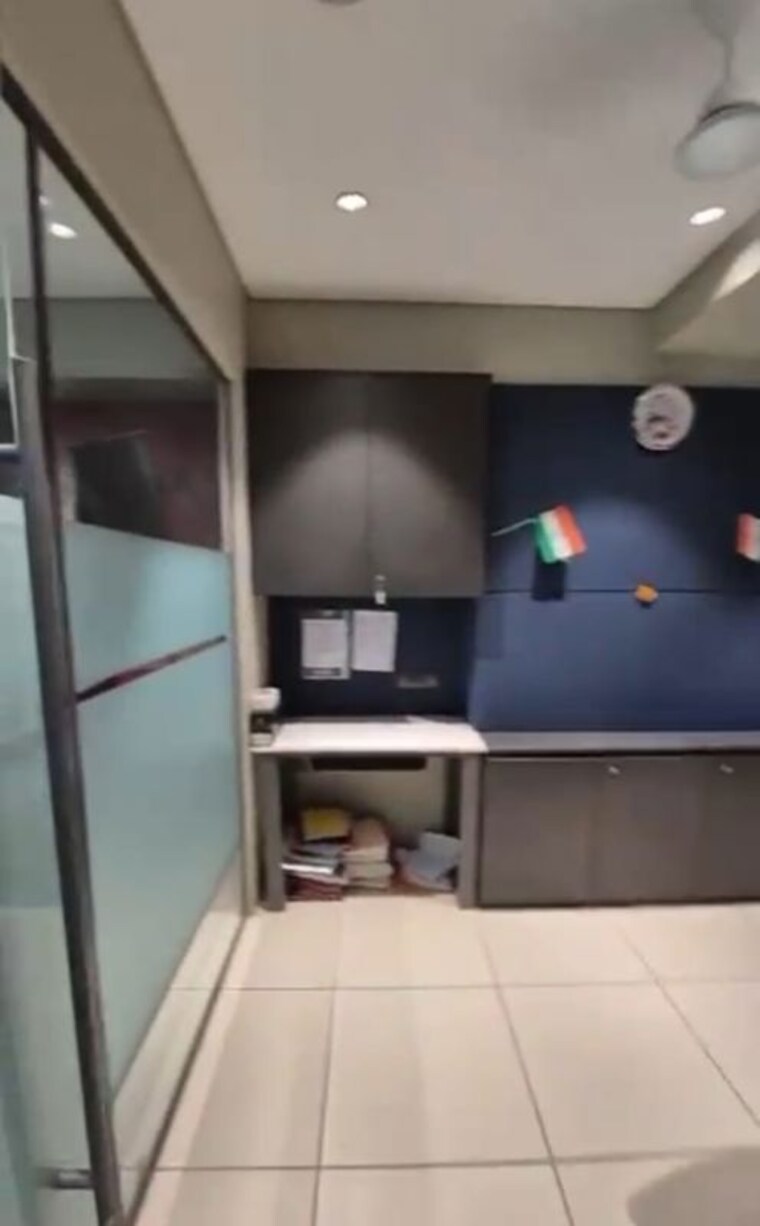 undefined, sola Commercial Office Space 1555 Sq.Ft. In Sola Ahmedabad 10589786