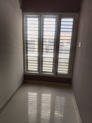 Room in 2 BHK Apartment at Sujatha Residency Bellandur, Bellandur – for Rent