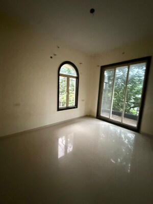 Room in 4 BHK Villa at Cosmos Jewels, Ghodbunder Road – for Sale