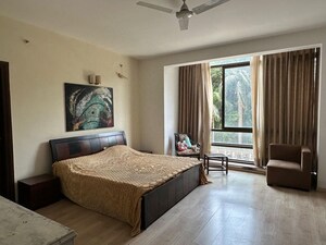 Living Room in 4 BHK Apartment at SS Hibiscus, Sector 50 – for Rent