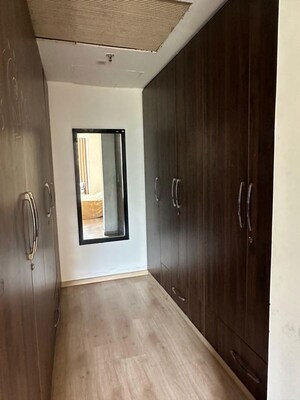 Room in 4 BHK Apartment at SS Hibiscus, Sector 50 – for Rent