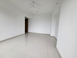 Room in 2 BHK Apartment at Crystal Garden Estate CHS, Manpada – for Rent