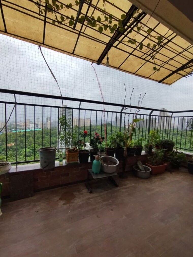  Parking, prestige-residency-thane 3 Bedroom 980 Sq.Ft. Apartment In Ghodbunder Road Thane 10589838