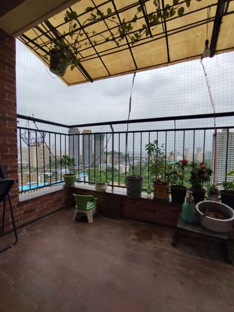  Parking, prestige-residency-thane 3 Bedroom 980 Sq.Ft. Apartment In Ghodbunder Road Thane 10589838