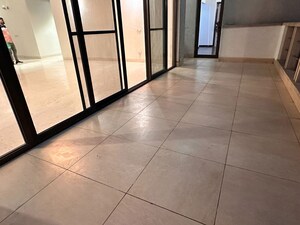 Room in 4 BHK Apartment at SS Hibiscus, Sector 50 – for Rent