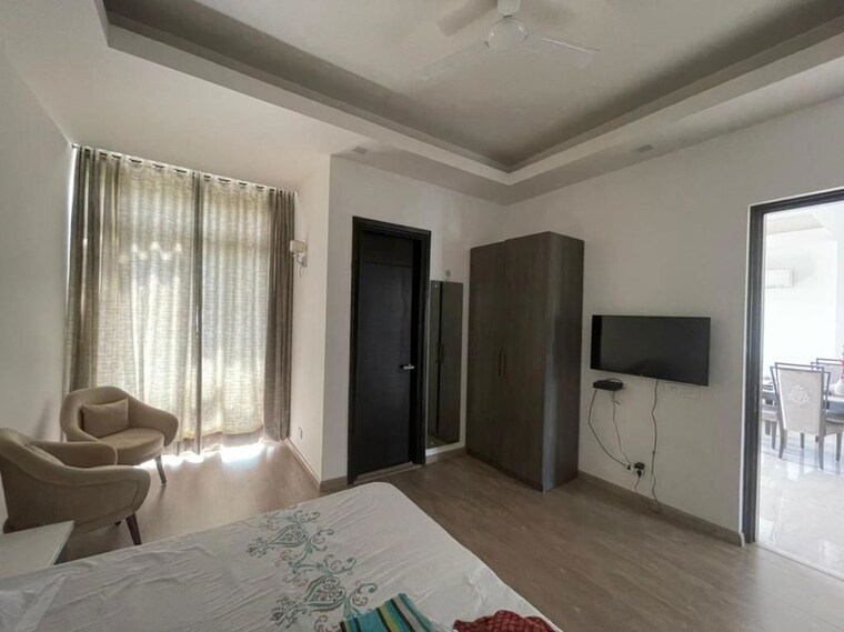 Room, emaar-marbella 4 Bedroom 267 Sq.Yd. Villa In Sector 66 Gurgaon 10528892