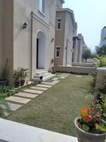 5 BHK + Servant Room 8120 Sq.Ft. Villa in Emaar Marbella