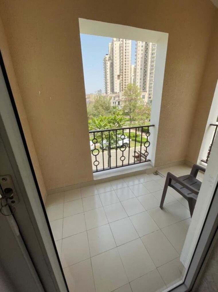 Balcony, emaar-marbella 5 Bedroom 8120 Sq.Ft. Villa In Sector 66 Gurgaon 10537061