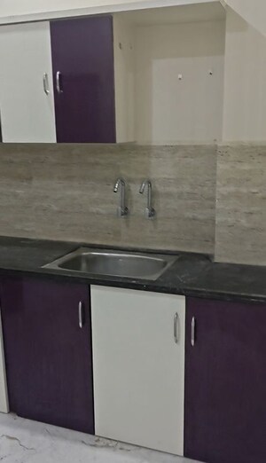 Kitchen in 1 BHK Builder Floor at Vijay Nagar – for Rent