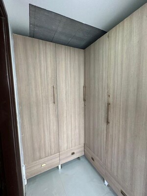 Bathroom in 3 BHK Apartment at SS Hibiscus, Sector 50 – for Rent