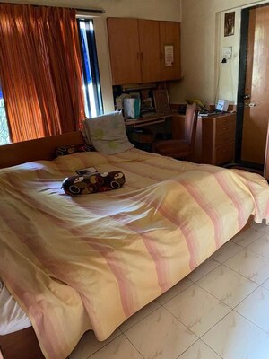 Bedroom in 3 BHK Apartment at Kumar Parisar, Kothrud – for Rent