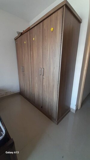 Room in 1 BHK Builder Floor at Sector 2 – for Rent