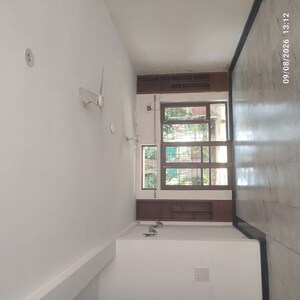 Room in 5 BHK Villa at Unitech Aspen Greens, Sector 50 – for Rent