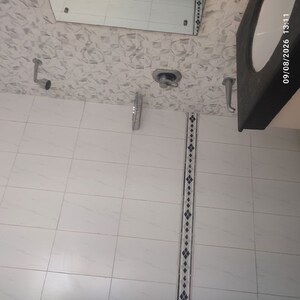 Bathroom in 5 BHK Villa at Unitech Aspen Greens, Sector 50 – for Rent