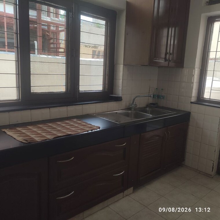 Kitchen, unitech-aspen-greens 5 Bedroom 4000 Sq.Ft. Villa In Sector 50 Gurgaon 10589866