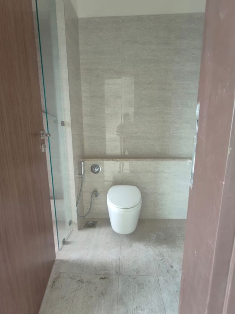 Bathroom, sheth-auris-serenity-tower-3 2 Bedroom 808 Sq.Ft. Apartment In Malad West Mumbai 10589864