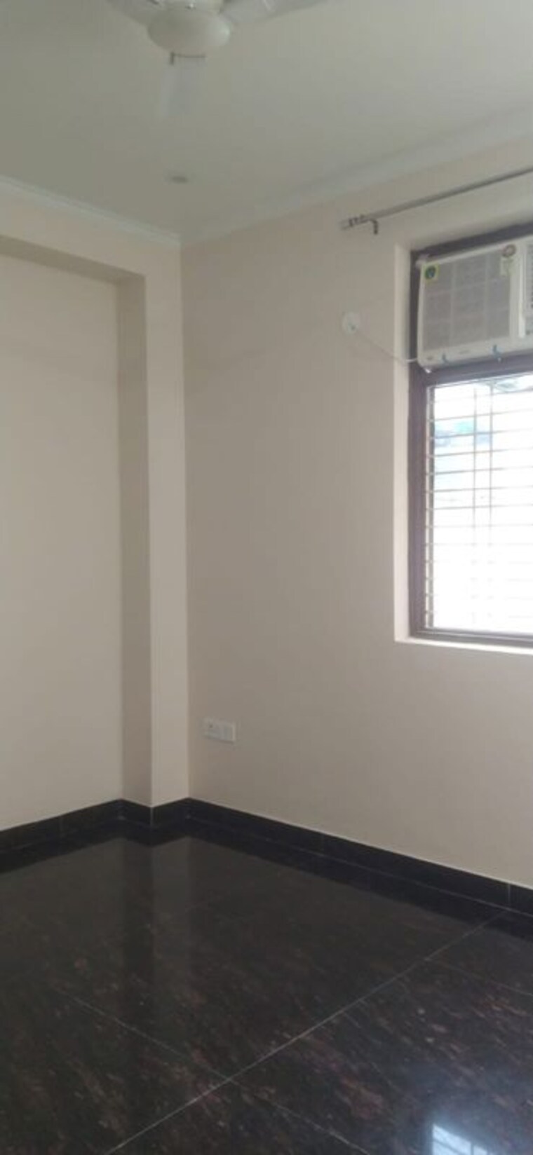Room, sector 2 3 Bedroom 173 Sq.Yd. Builder Floor In Sector 2 Gurgaon 10589880
