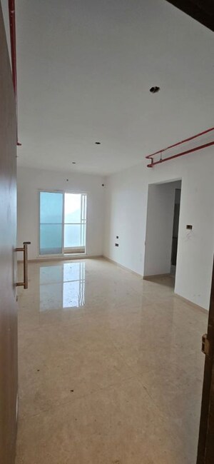 Room in 1 BHK Apartment at Metropolis Rivera, Kasarvadavali – for Rent
