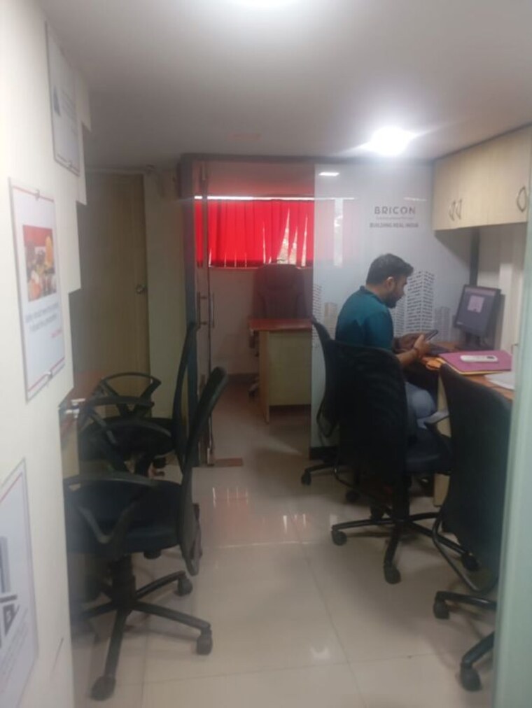 Team Area, haware-fantasia Commercial Office Space 465 Sq.Ft. In Vashi Sector 28 Navi Mumbai 10589892