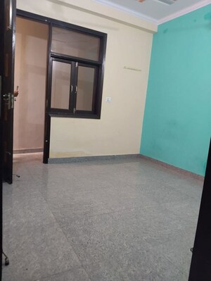 Room in 2 BHK Builder Floor at Neb Sarai – for Rent