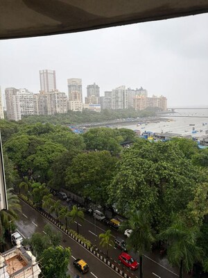 1 BHK Apartment – Garden View at Lovely Home Apartment, Colaba - for Rent
