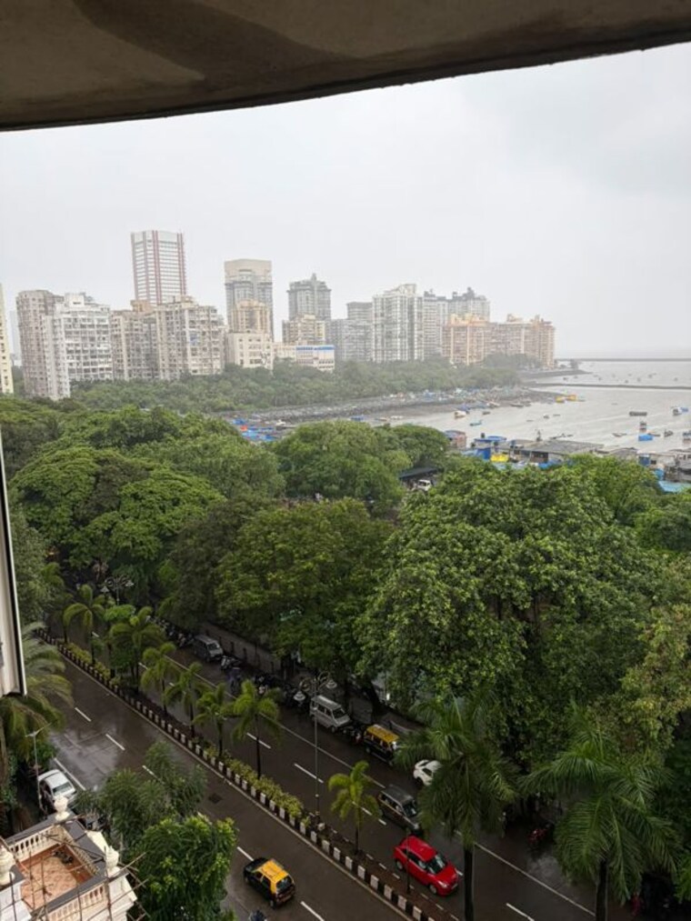 Garden, lovely-home-apartment 1 Bedroom 750 Sq.Ft. Apartment In Colaba Mumbai 10589949