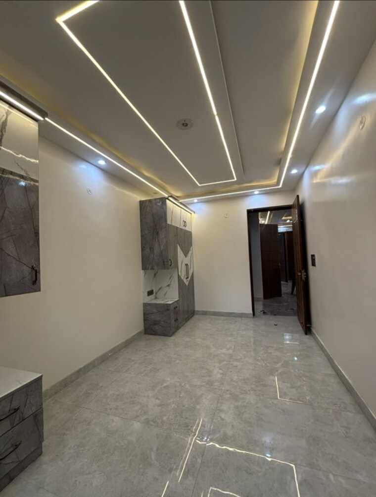 Room, dwarka mor 3 Bedroom 900 Sq.Ft. Builder Floor In Dwarka Mor Delhi 10589941