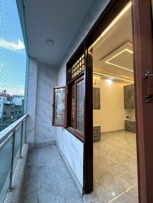 Building Lobby in 3 BHK Builder Floor at Dwarka Mor – for Rent