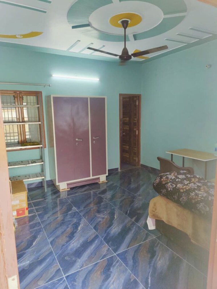 Living Room, shimla bypass road 1 Bedroom 800 Sq.Ft. Builder Floor In Shimla Bypass Road Dehradun 10589980