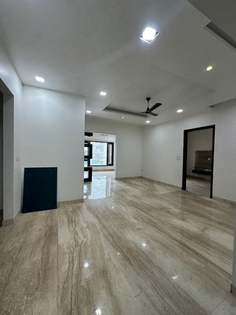 Room, bptp-parkland-pride 3.5 Bedroom 1510 Sq.Ft. Builder Floor In Sector 77 Faridabad 10589977