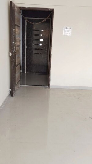 Room in 1 BHK Apartment at Siddhivinayak Heights Nalasopara, Nalasopara West – for Sale