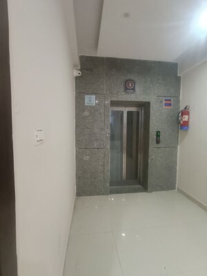 Lift in 2 BHK Apartment at Eldeco Tiraha Ganga Vihar, Gomti Nagar – for Rent