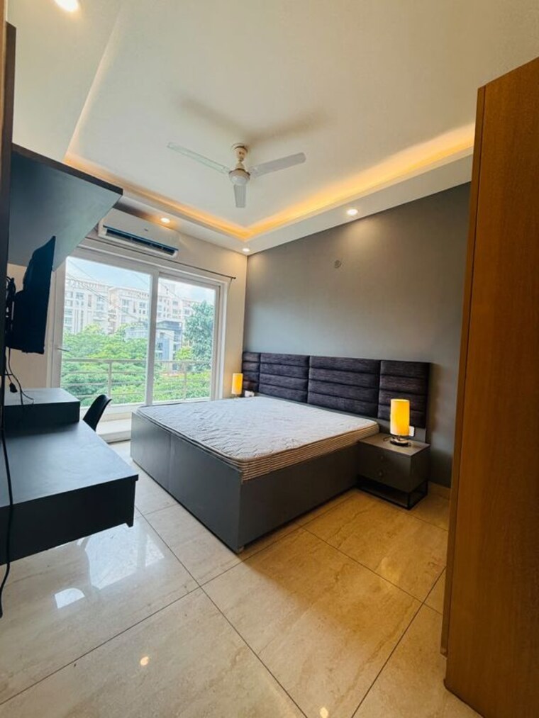 Team Area, dlf-city-phase-iv 1 Bedroom 350 Sq.Ft. Builder Floor In Dlf Phase iv Gurgaon 10590001