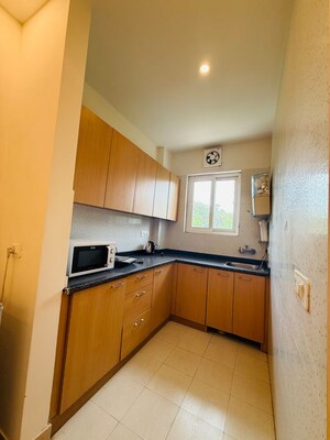 Kitchen in 1 BHK Builder Floor at DLF City Phase IV, Dlf Phase iv – for Rent