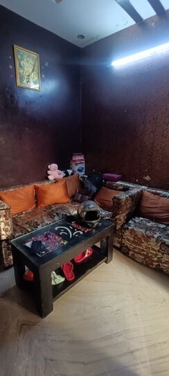 2 BHK Builder Floor For Sale in Rohini Sector 3