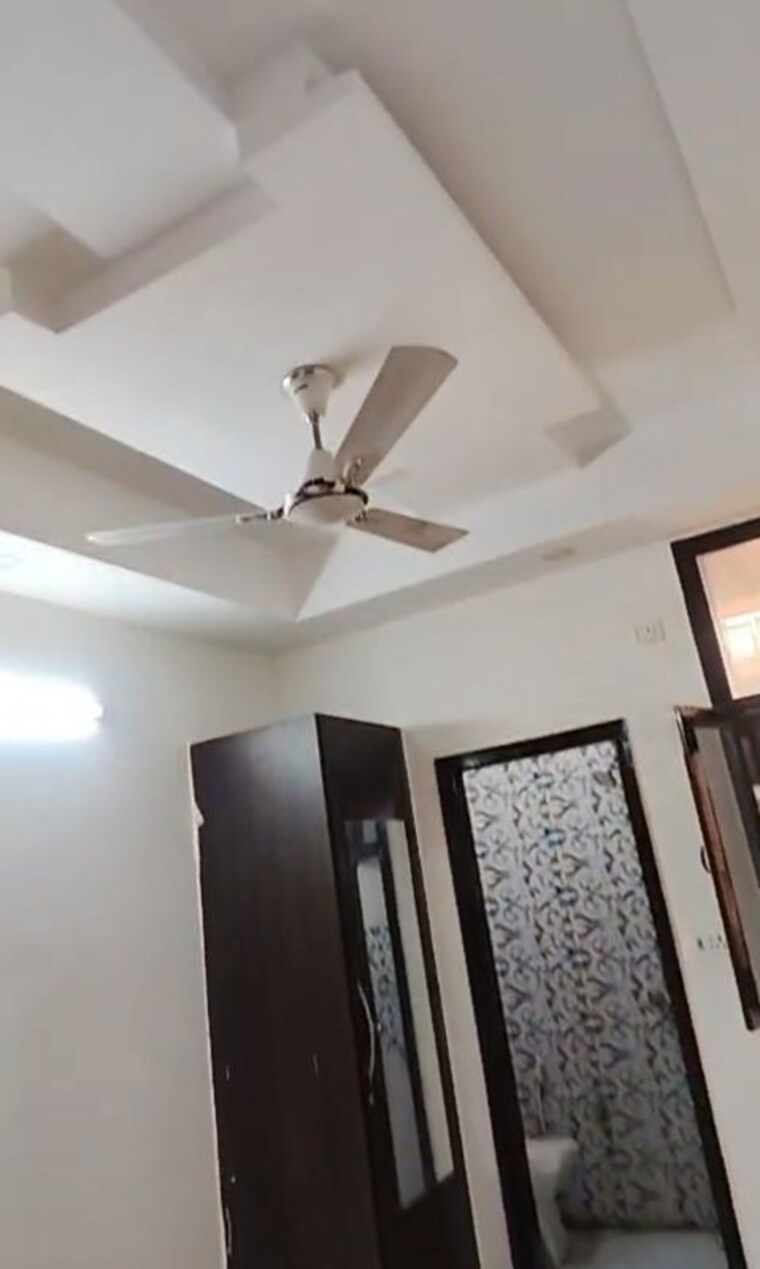 Room, pratap vihar 2.5 Bedroom 700 Sq.Ft. Builder Floor In Pratap Vihar Ghaziabad 10590019