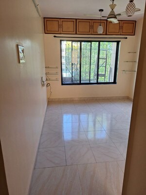 2 BHK Apartment For Rent in Mulund East