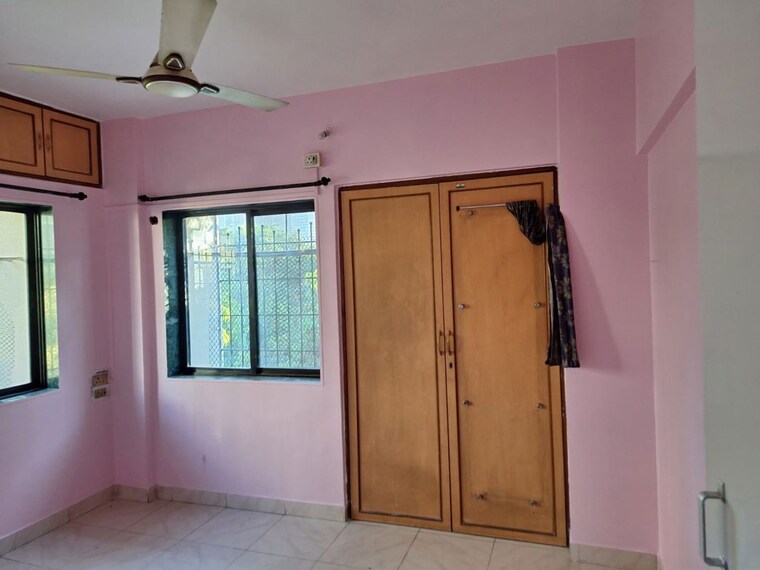 Room, mulund east 2 Bedroom 550 Sq.Ft. Apartment In Mulund East Mumbai 10590021