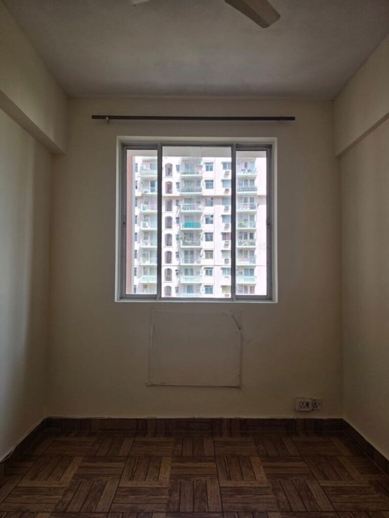Room, dlf-the-princeton-estate 2 Bedroom 802 Sq.Ft. Apartment In Dlf Phase V Gurgaon 10590035
