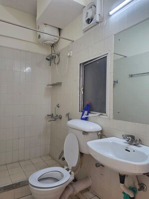 Bathroom in 2 BHK Apartment at DLF The Princeton Estate, Dlf Phase V – for Rent