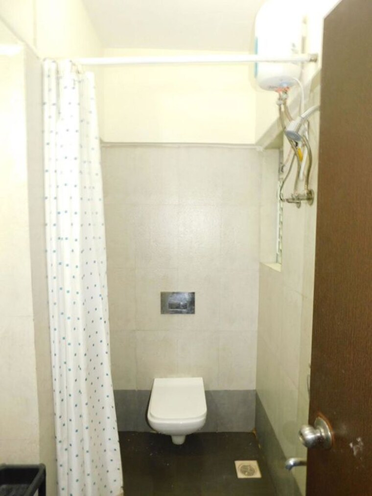 Bathroom, santacruz west 2 Bedroom 775 Sq.Ft. Apartment In Santacruz West Mumbai 10590028